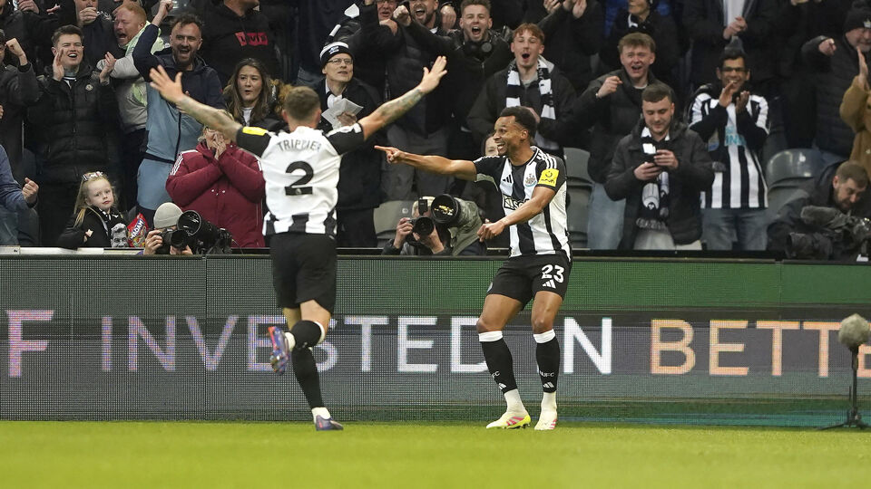 Newcastle United, Chelsea'yi rahat geçti!