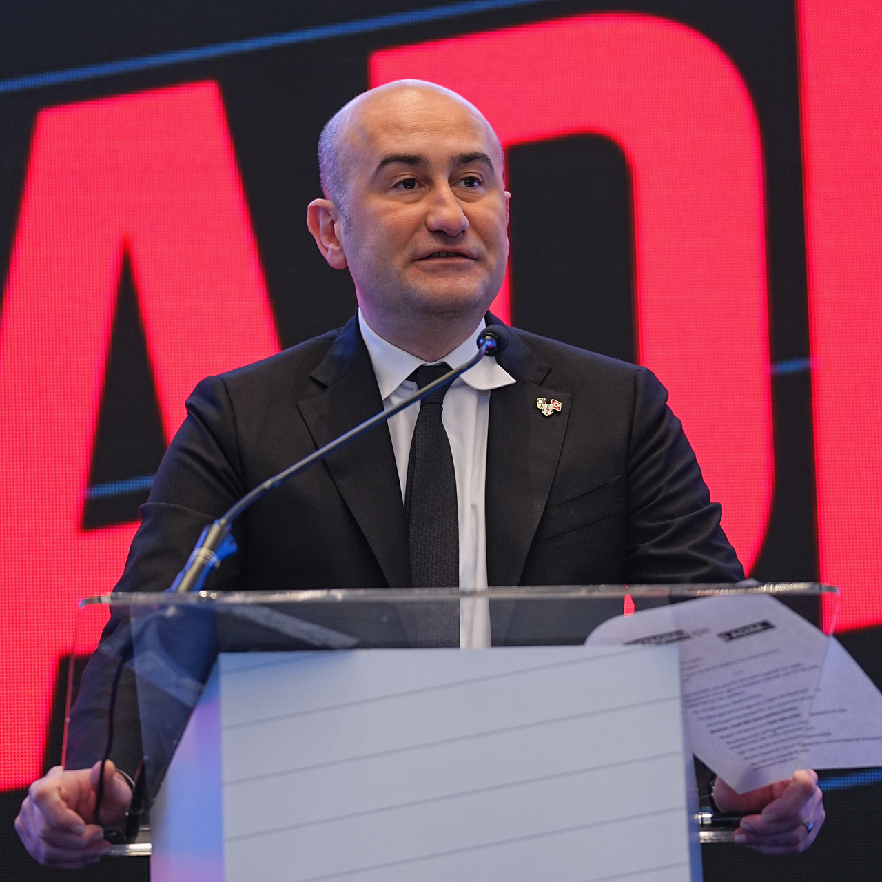 "Bardağın dolu tarafına bakmalıyız"