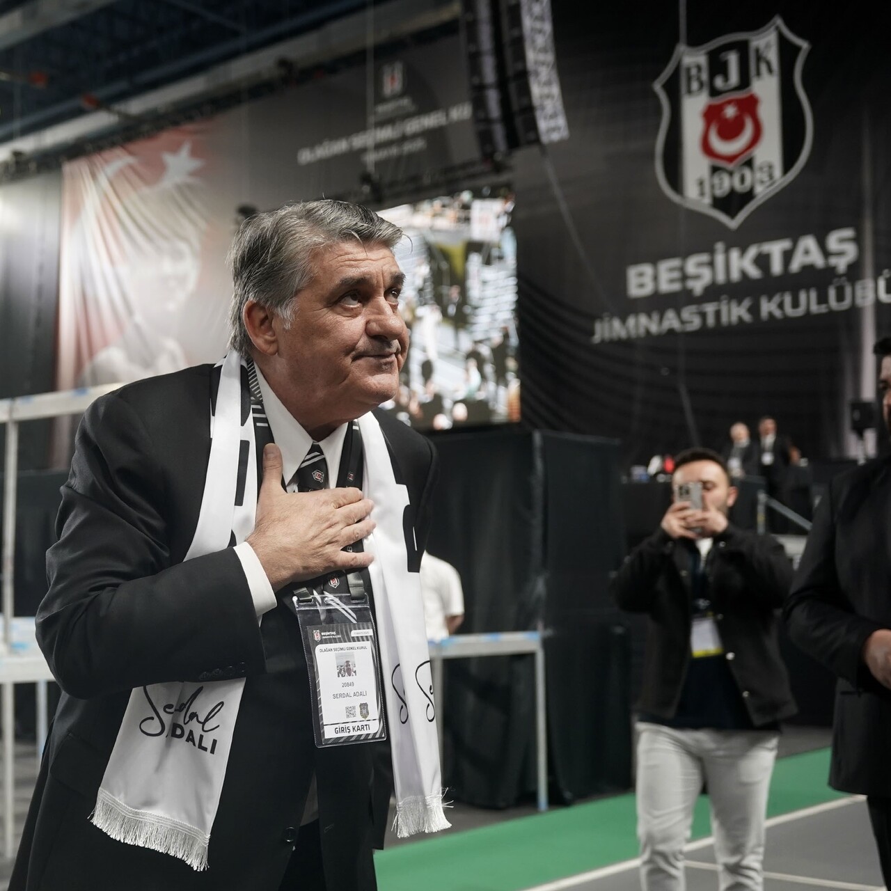 Beşiktaş'ta yeniden Serdal Adalı dönemi!