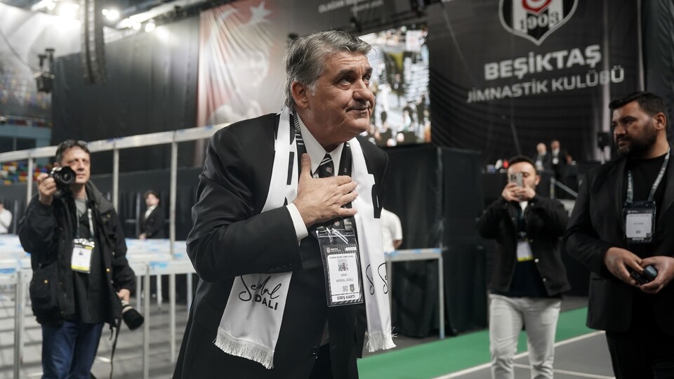 Beşiktaş'ta yeniden Serdal Adalı dönemi!
