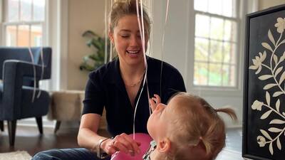 İkiz bebek dünyaya getirdi