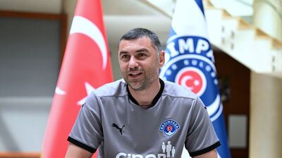 "Hedeflerim ve hayallerim içimde saklı"