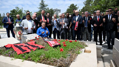 Gençlerbirliği'nden Anıtkabir ve Cavcav'ın mezarına ziyaret