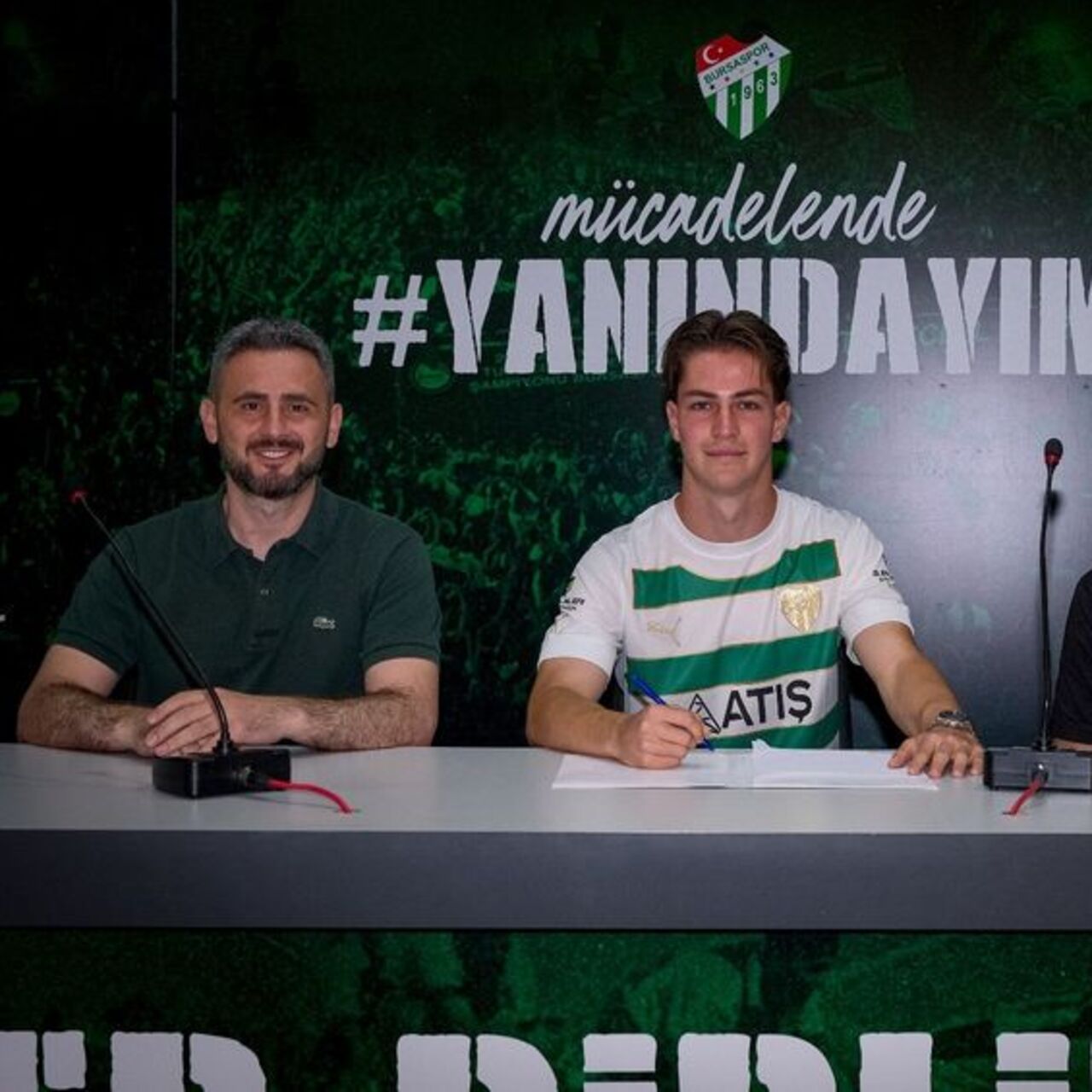 Bursaspor'dan bir imza daha!