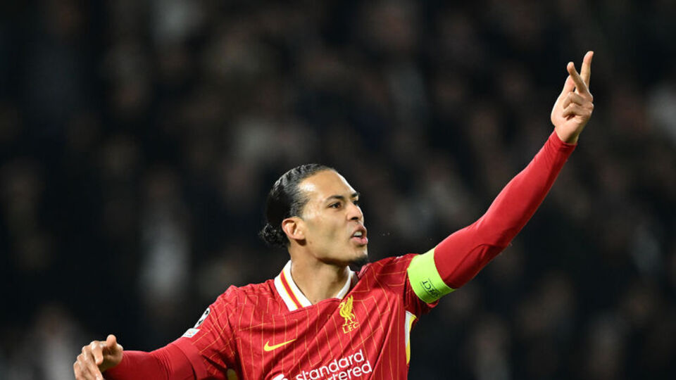 Van Dijk'tan Arnold açıklaması!
