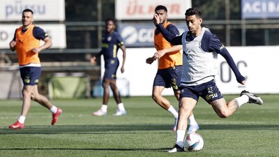 Fenerbahçe Eyüpspor mesaisine başladı