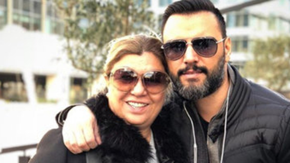 "Annemin Instagram hesabı hacklendi"