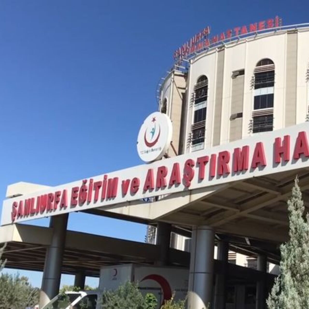 Yorgun mermi dehşeti! 2 ağır yaralı!