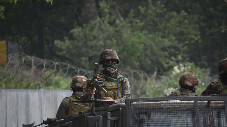 Hindistan ve Pakistan ateşkesi sürdürme konusunda anlaştı