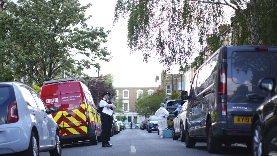 İngiltere Başbakanı Starmer'ın evinde yangın!