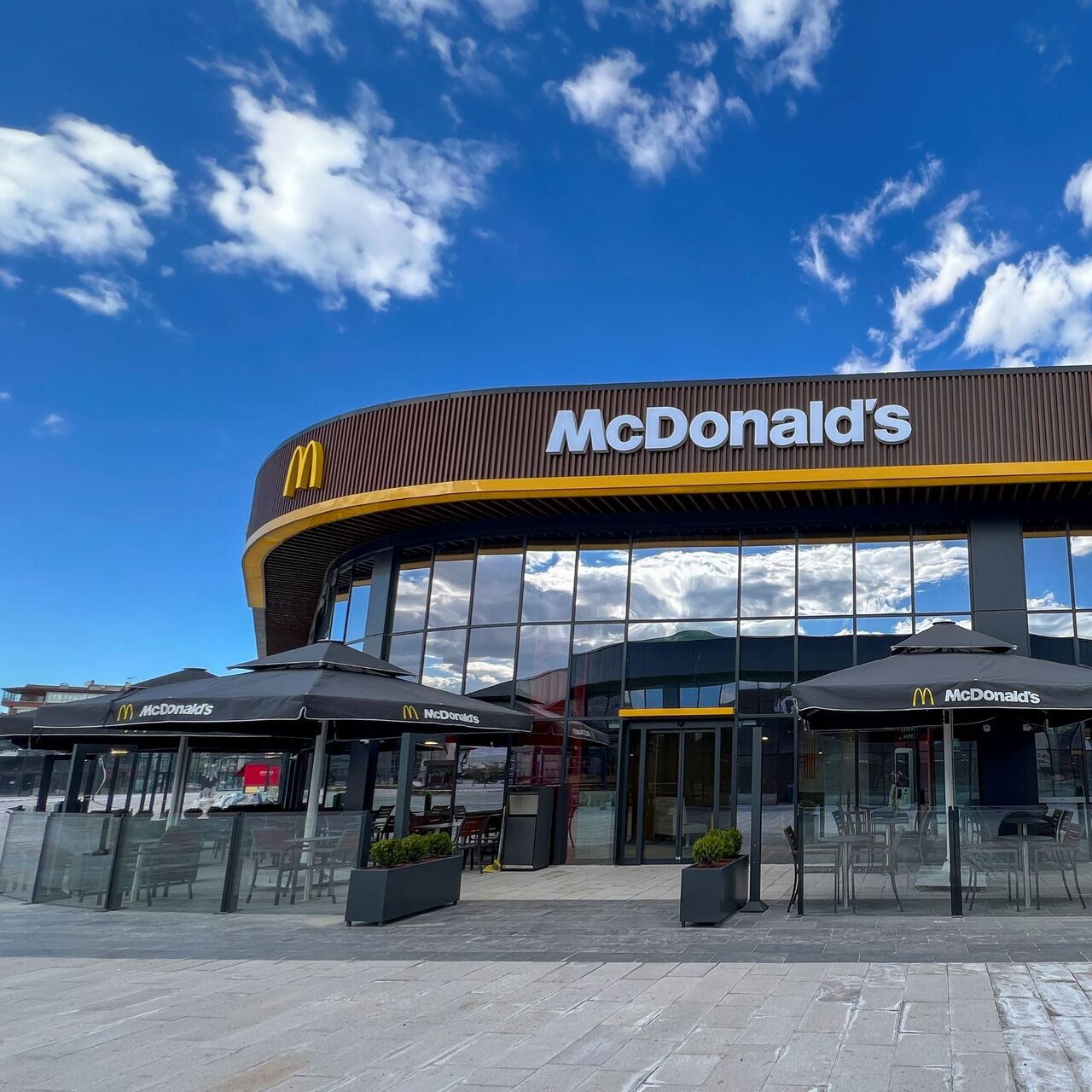 McDonald’s Türkiye'de 2 bin kişiyi işe alacak