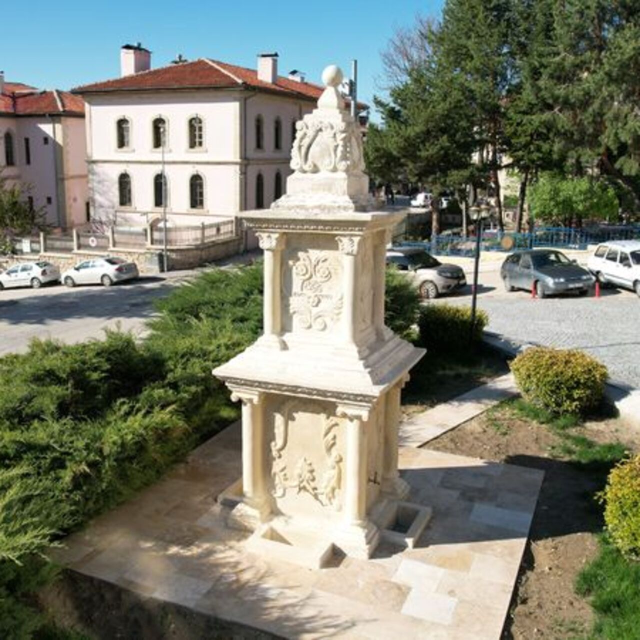 Kastamonu'da tarihi çeşme suya kavuştu