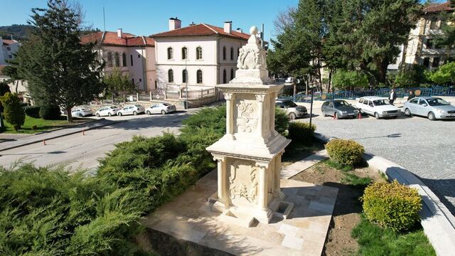 Kastamonu'da tarihi çeşme suya kavuştu