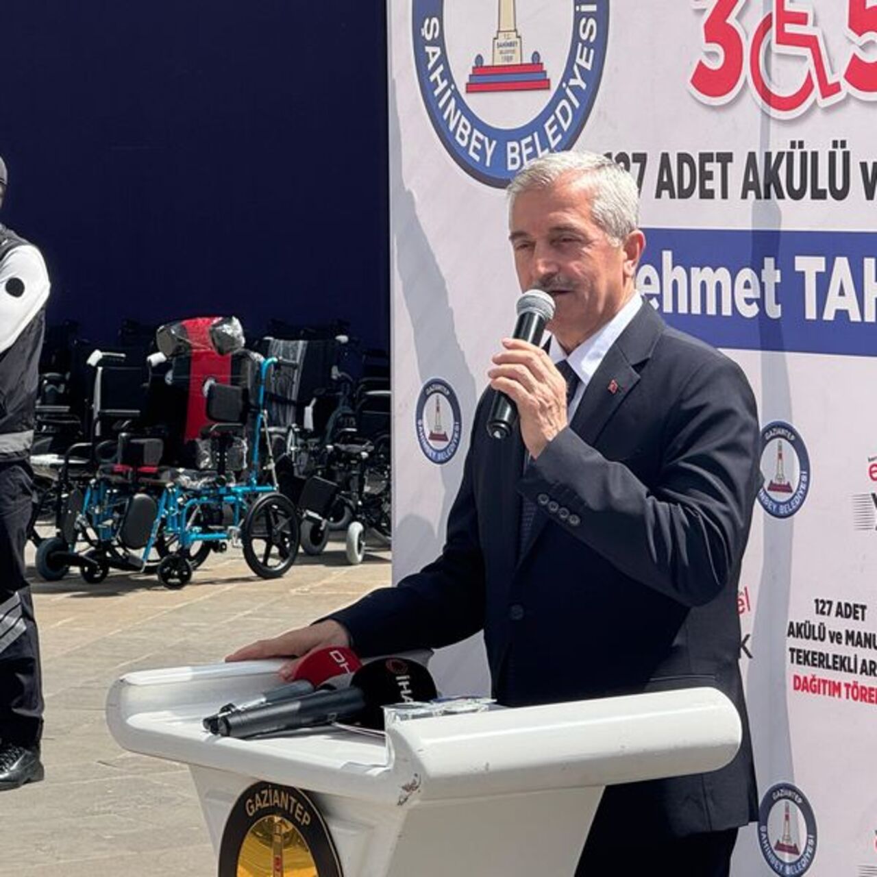 Şahinbey'den 127 tekerlekli sandalye hediyesi