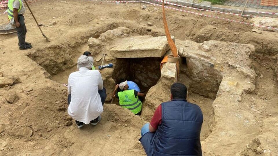 Yol çalışmasında bulundu, üzeri kapatıldı
