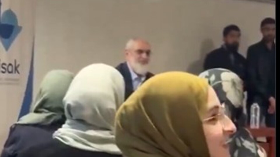 Nurettin Yıldız'a yumurtalı saldırı