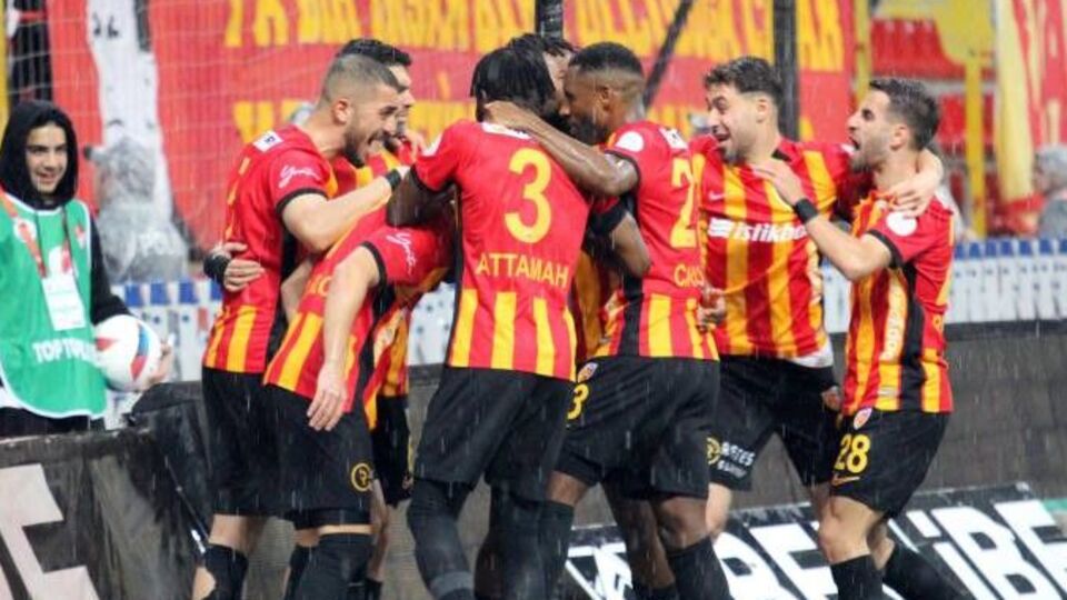 Kayserispor ligde kalmayı garantiledi