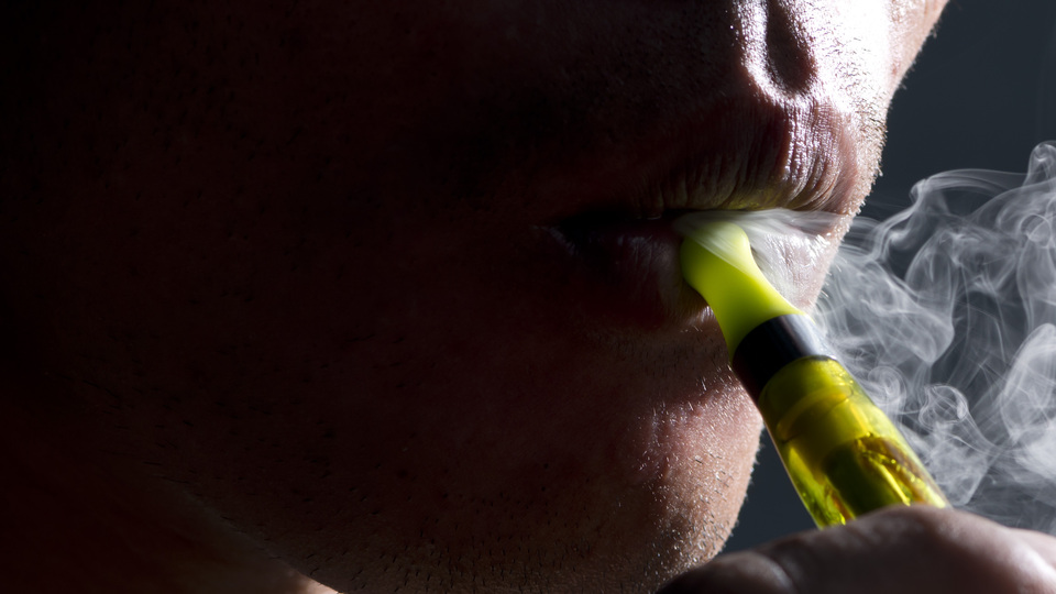 Elektronik sigara uyarısı: Daha da riskli