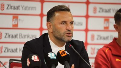 Okan Buruk'tan iki değişiklik!