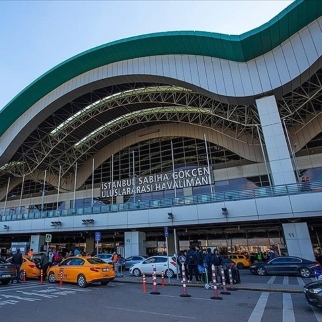 Pegasus Atırav'a sefer başlattı