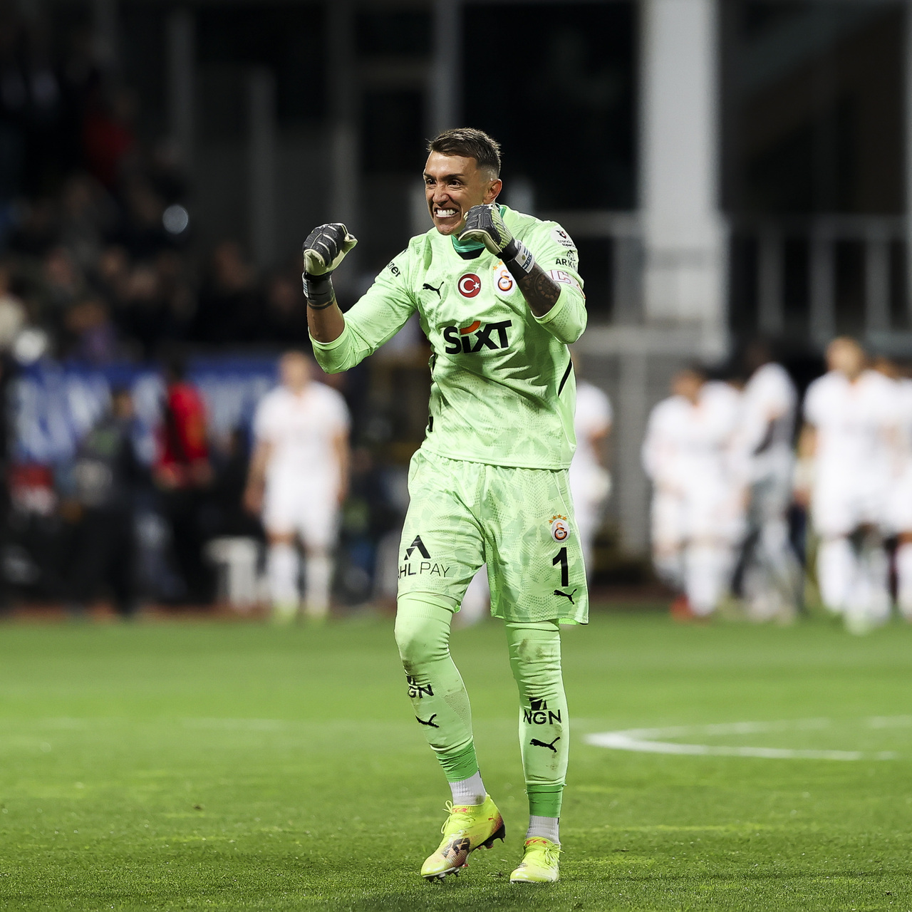 Muslera, Bülent Korkmaz'ın rekoruna ortak oldu