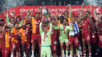 Şampiyon Galatasaray'ın kupa coşkusu!