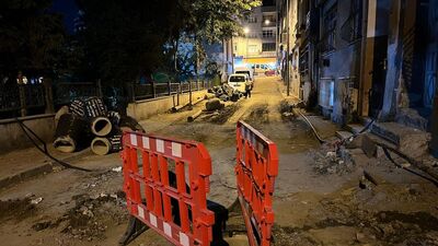 Bayrampaşa'da rögar patladı