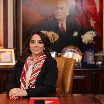 GYİAD'da bayrak değişimi