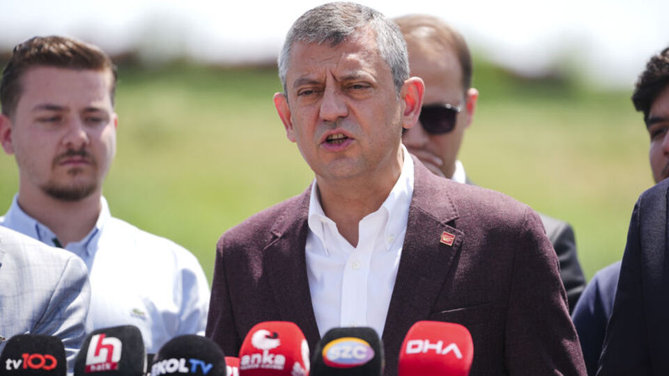 İmamoğlu ile görüşen Özel'den açıklama