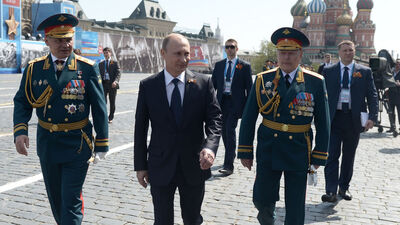 Putin, Kara Kuvvetleri Komutanını görevden aldı