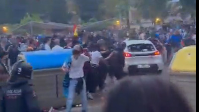 Maç öncesi taraftarları araçla ezdi!