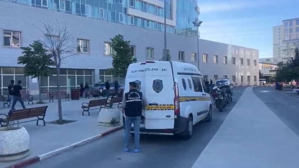 İstanbul'da yaşandı! Hastane bahçesinde 'kanlı' hesaplaşma!