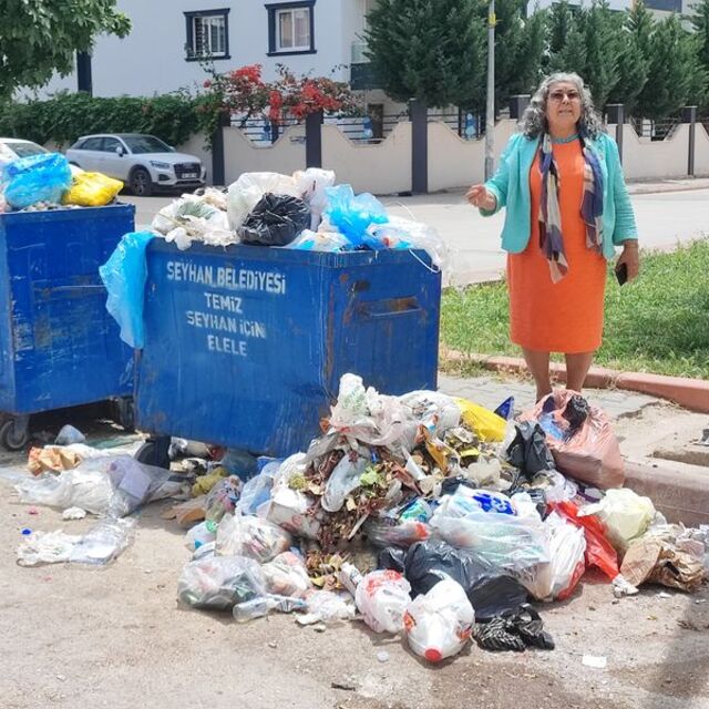 Seyhan'da mahallelinin çöp tepkisi