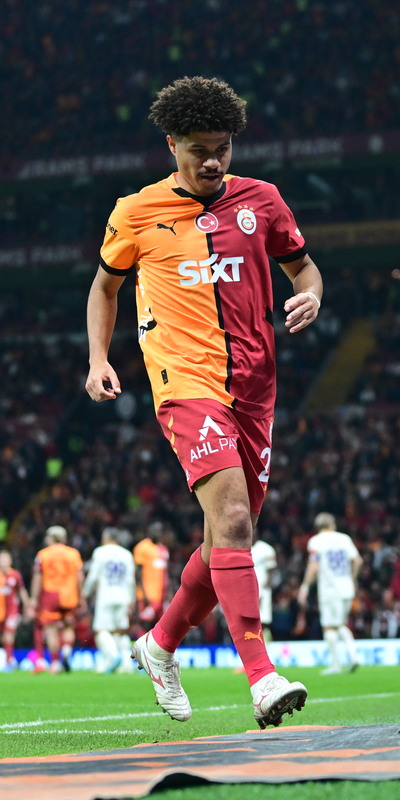 Gabriel Sara'dan şampiyonluk mesajı!