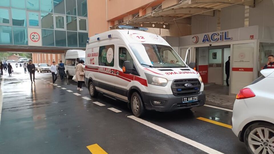 Okulda tavuk döner paniği! 40 liseli hastanelik oldu