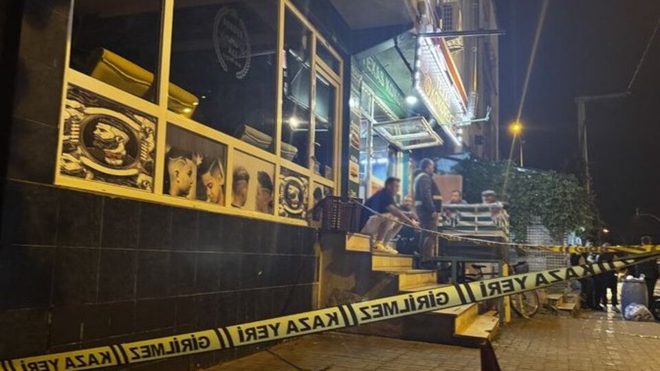 Berber dükkanında silahlı saldırıya uğrayan çırak öldü
