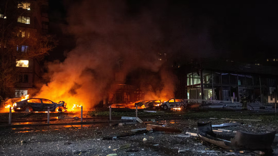 Rusya'dan Ukrayna'ya saldırı: 9 ölü