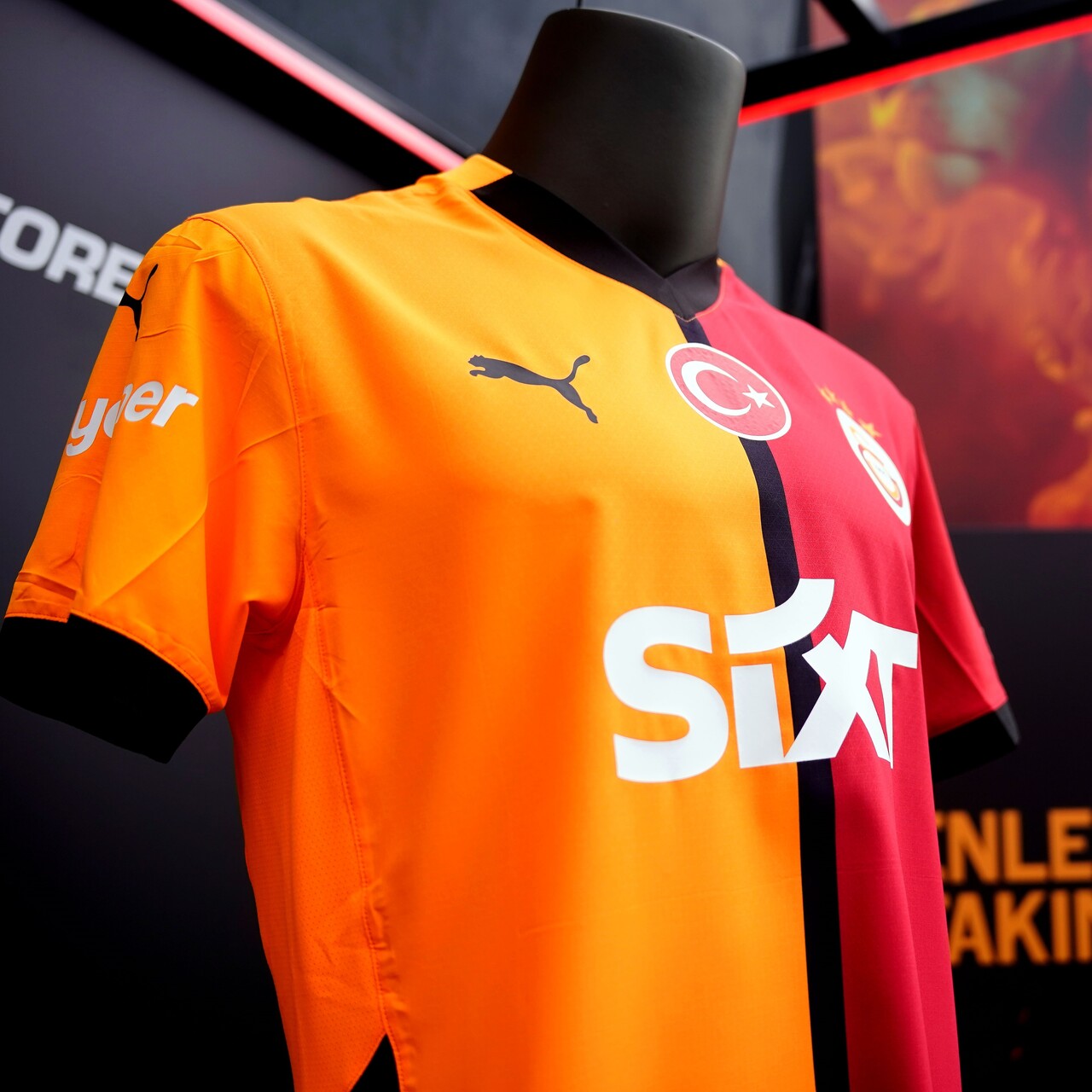 Galatasaray'da yıldızlar üste eklenecek