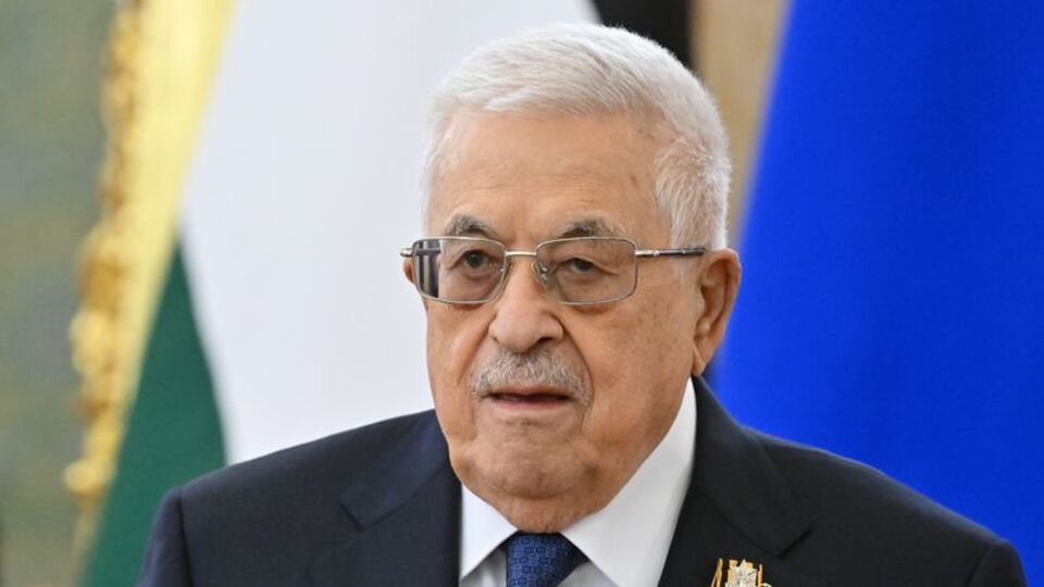 Filistin lideri Abbas'tan Hamas'a: Silahları bize teslim et