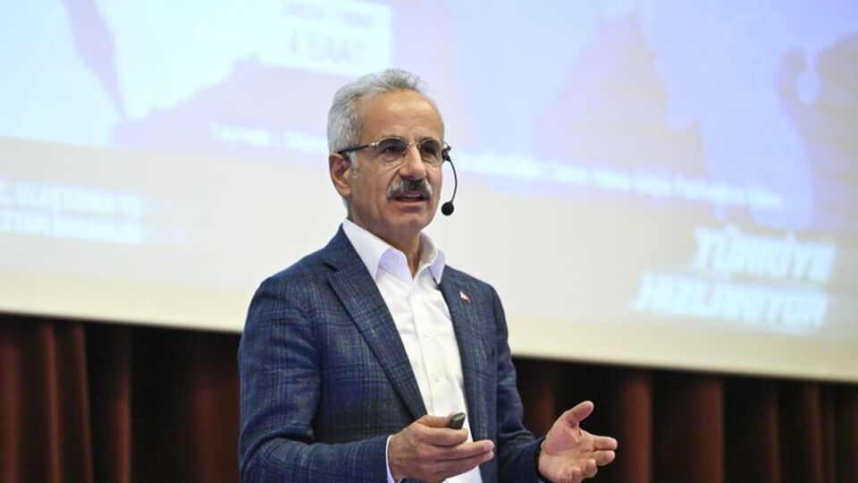 Yeni otoyol ve hızlı tren hatları geliyor