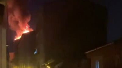 Havai fişek çatıyı yaktı iddiası!