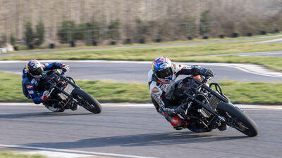 Toprak, Çekya'da superpole yarışını da kazandı!