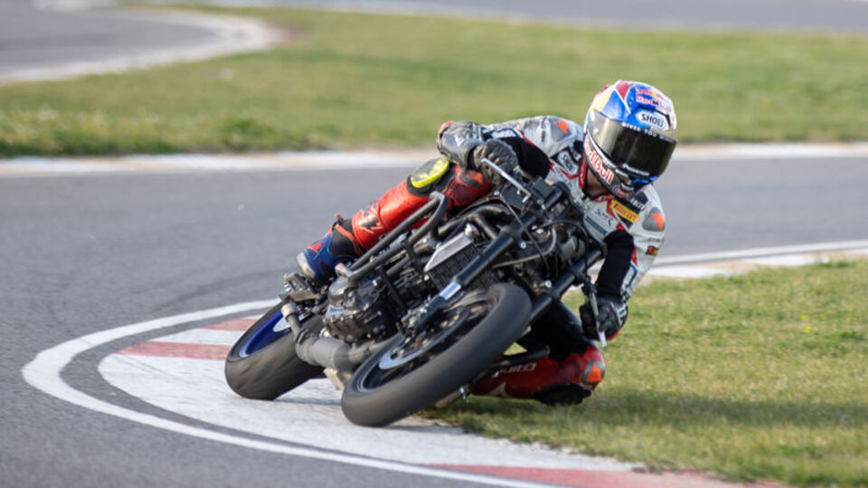 Toprak Razgatlıoğlu, zirveyi saliseyle kaçırdı!