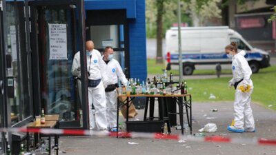 Almanya'da bıçaklı saldırı! Yaralılar var