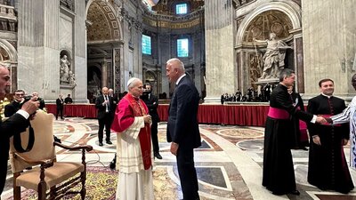 Bakan Ersoy: Papa 14. Leo'nun göreve başlama törenine Türkiye'yi temsilen katıldık