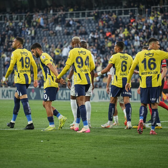Fenerbahçe Eyüpspor'u devirdi!