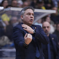 ÇBK Mersin, George Dikeoulakos ile anlaştı