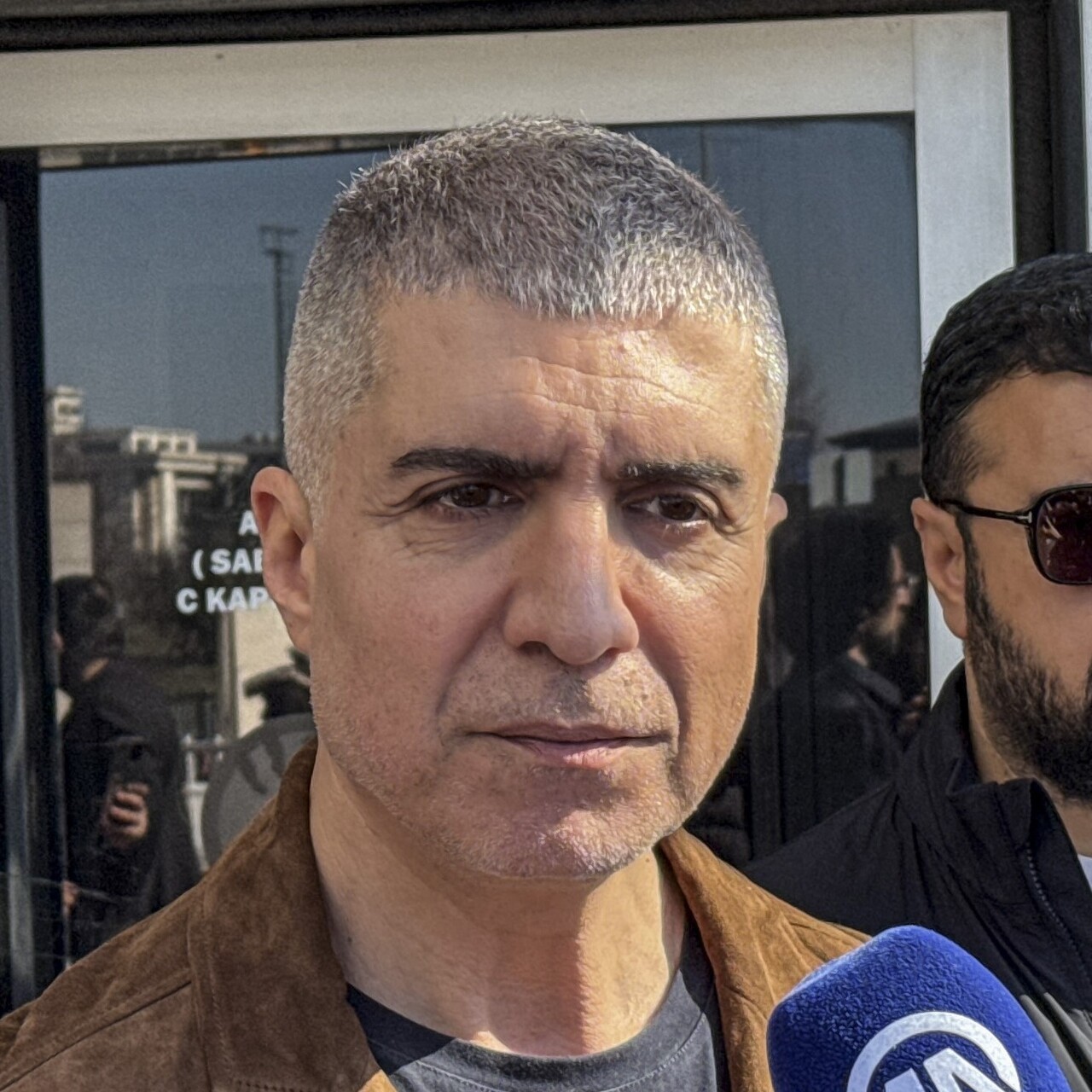 Özcan Deniz'den gönderme