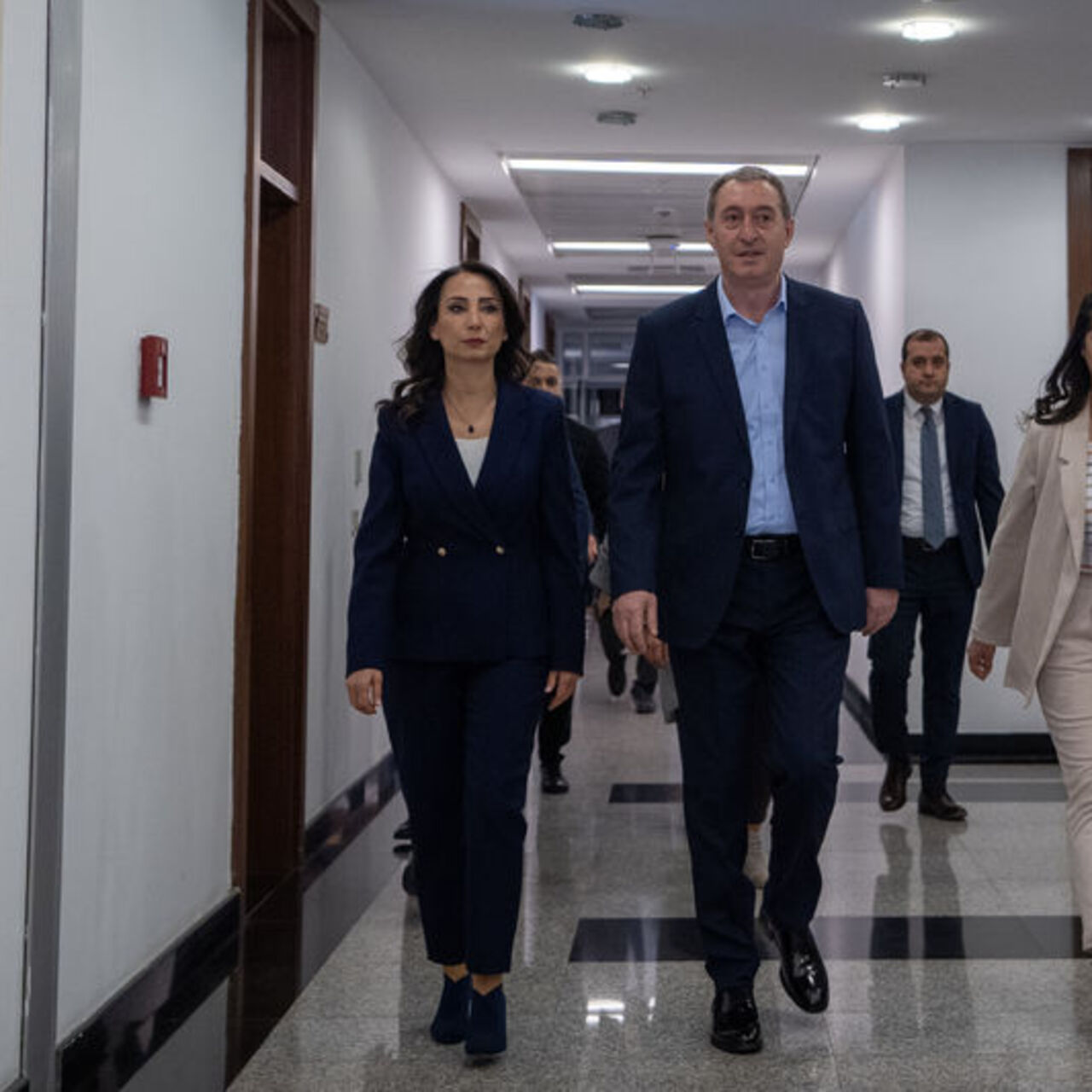 DEM Parti heyetinden iki partiye ziyaret