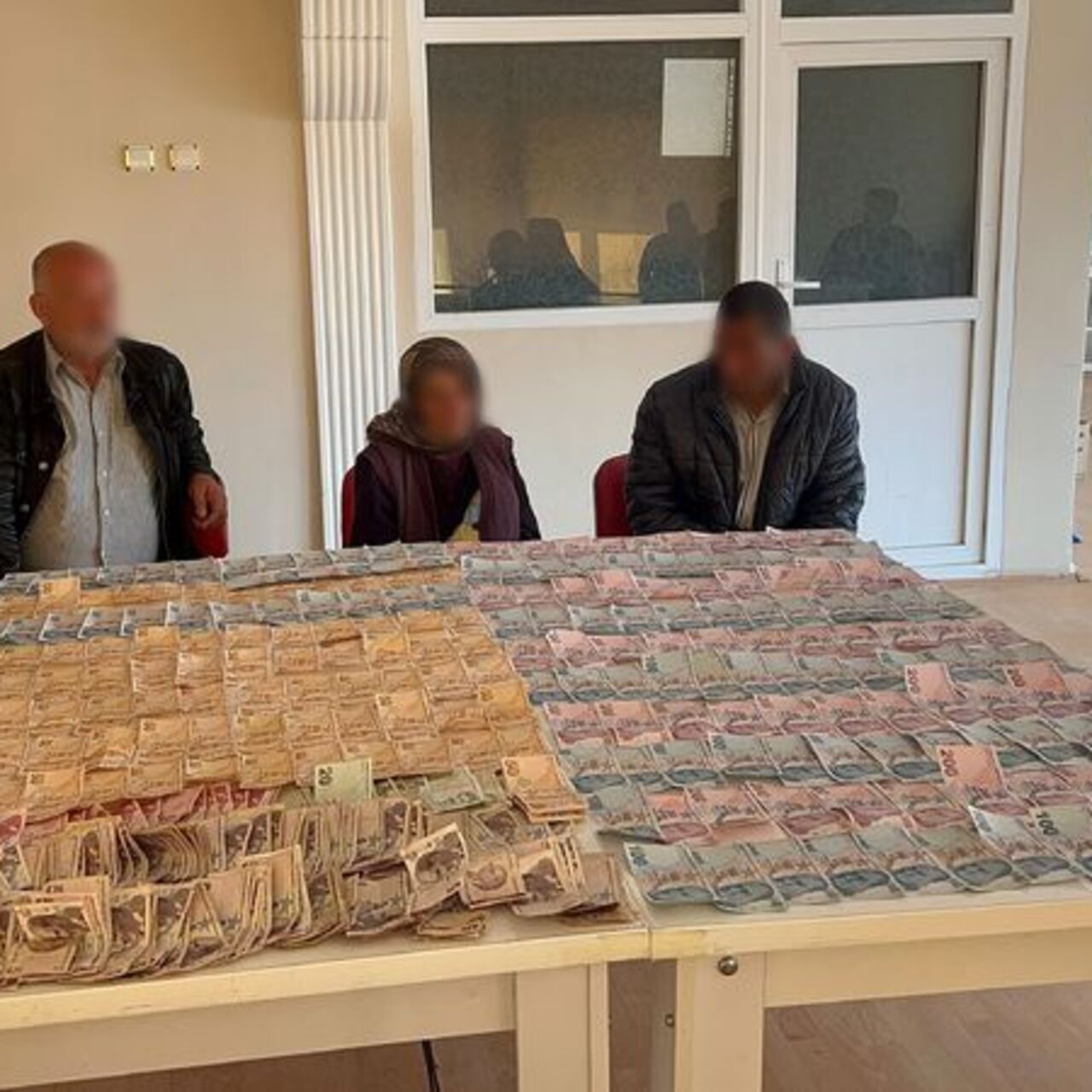 Dilencinlerin 5 saatlik hasılatı: 24 bin bin TL

